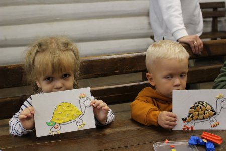 Первая встреча семейного клуба для Крошек. Первая встреча семейного клуба для Крошек.